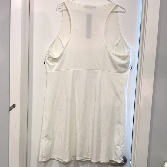 Racer-back white zippered dress - Picture 3 of 4